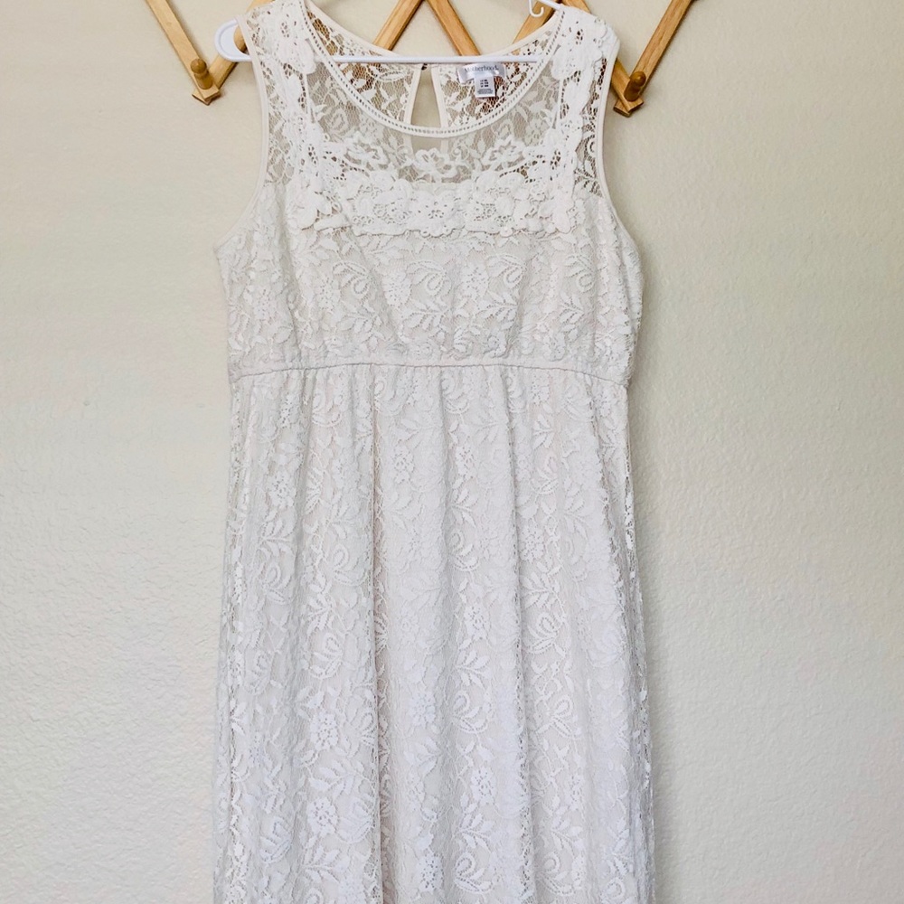 Maternity lace dress
